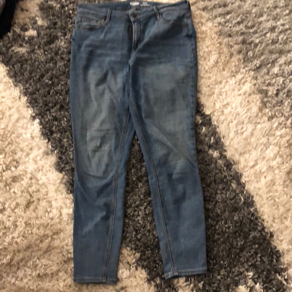 Old Navy Rockstar Jean